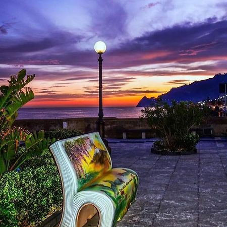 Torrevarata Vacanze Villa Санта Тереза ди Рива Екстериор снимка