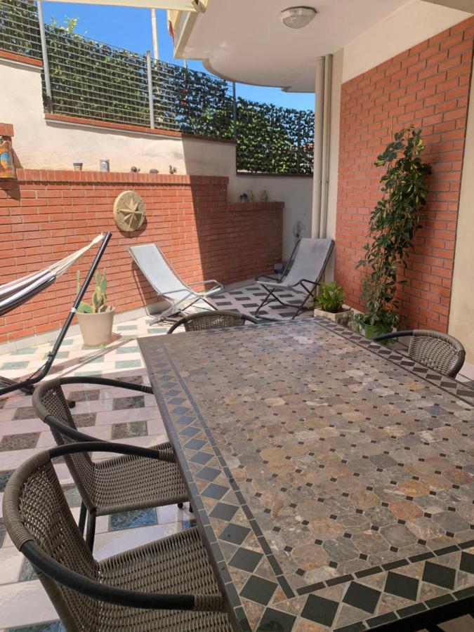 Torrevarata Vacanze Villa Санта Тереза ди Рива Екстериор снимка
